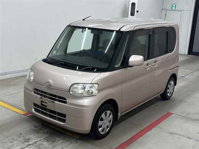DAIHATSU TANTO 2008