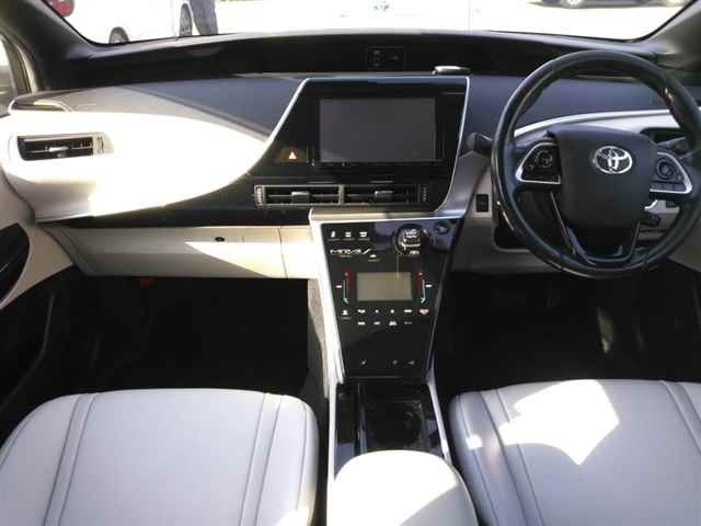 TOYOTA MIRAI 2016