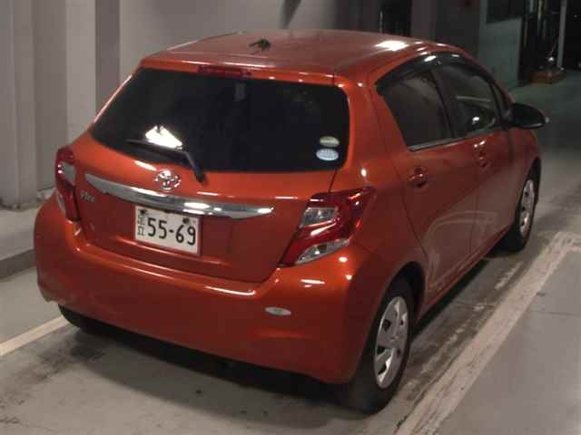 TOYOTA VITZ 2016