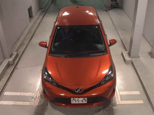 TOYOTA VITZ 2016