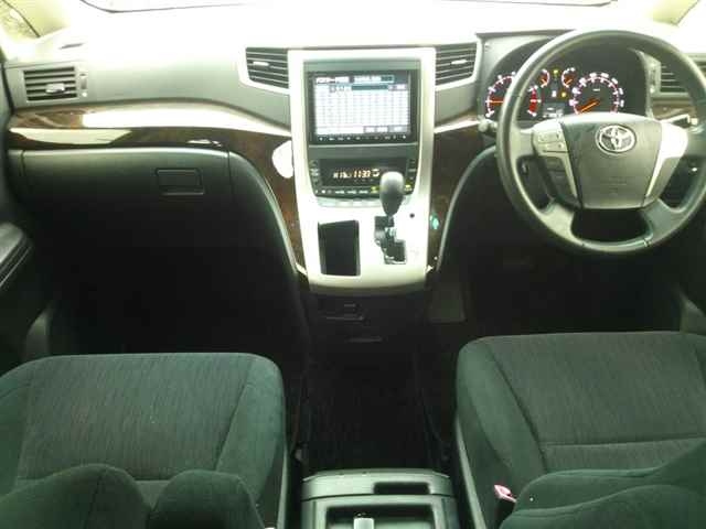 TOYOTA ALPHARD 2012