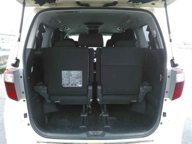 TOYOTA ALPHARD 2012