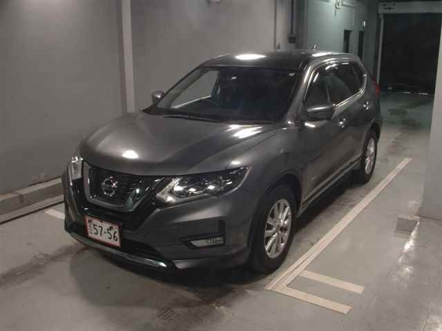 NISSAN X-TRAIL 2018