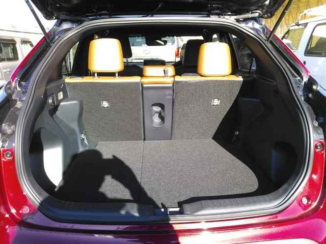 TOYOTA YARIS CROSS 2023