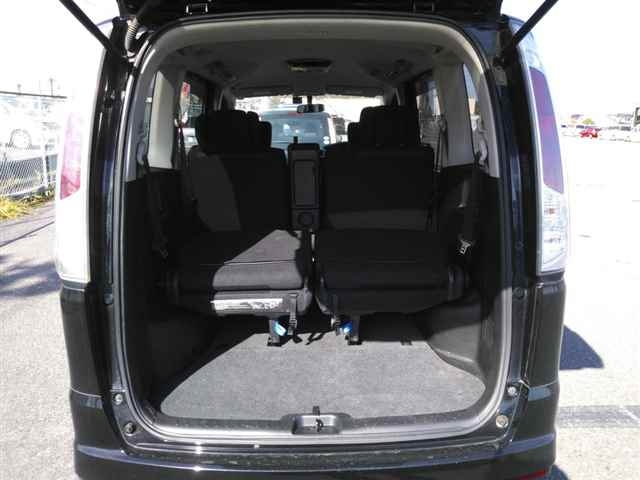 NISSAN SERENA 2012