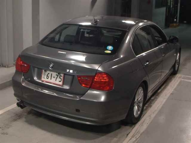 BMW 3 SERIES 2010
