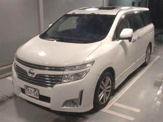 NISSAN ELGRAND 2010