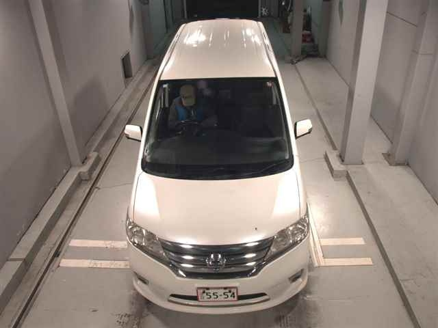 NISSAN SERENA 2010