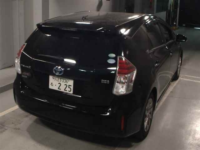 TOYOTA PRIUS ALPHA 2018