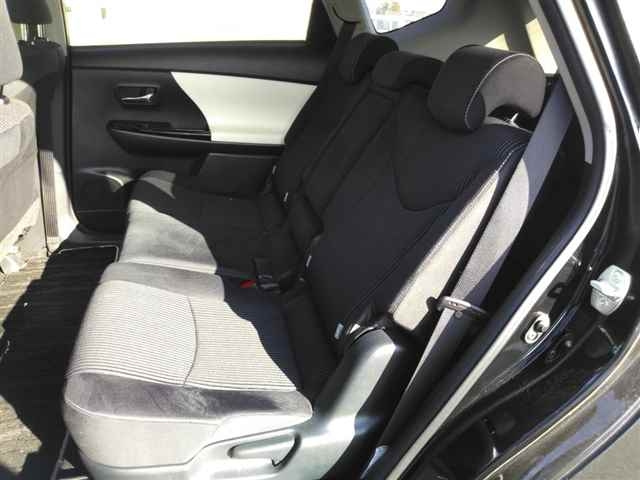 TOYOTA PRIUS ALPHA 2018