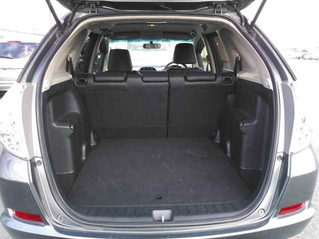 HONDA FIT SHUTTLE 2011