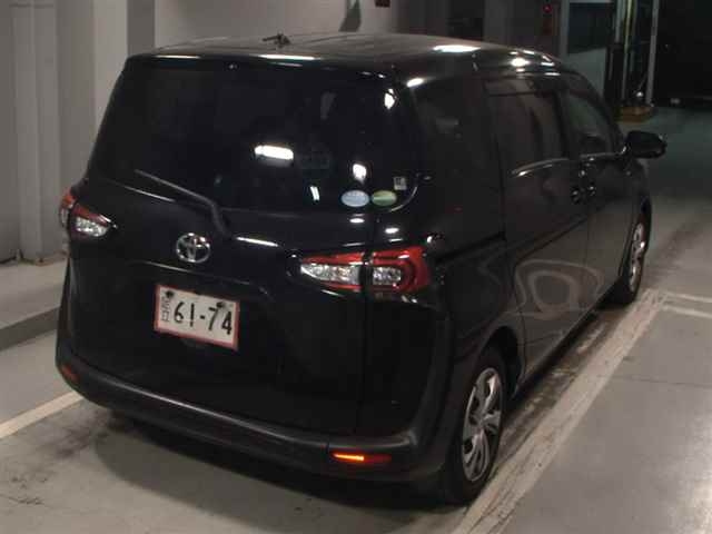 TOYOTA SIENTA 2018