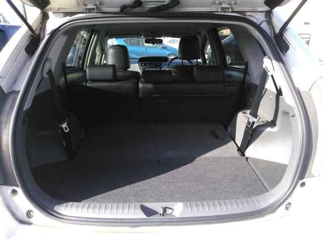 TOYOTA PRIUS ALPHA 2014