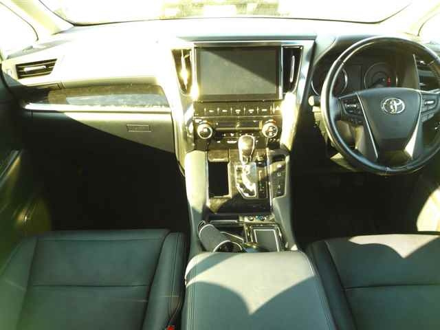 TOYOTA VELLFIRE 2018