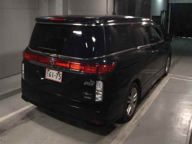 NISSAN ELGRAND 2011