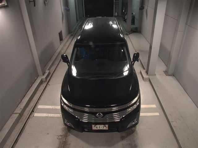 NISSAN ELGRAND 2011