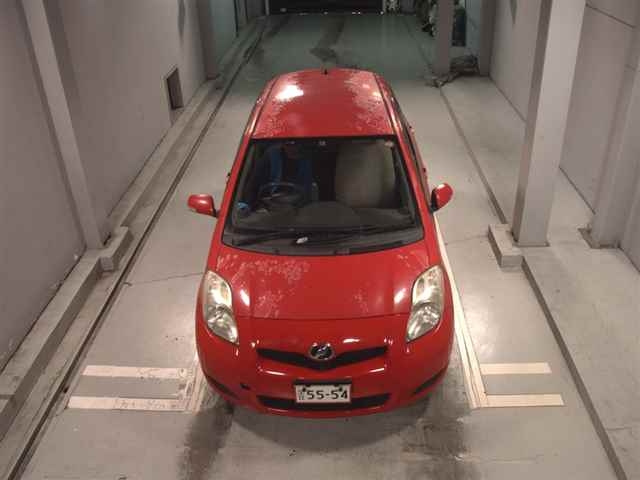 TOYOTA VITZ 2010