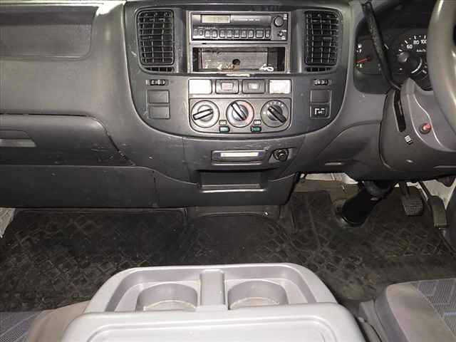 NISSAN CARAVAN VAN 2016