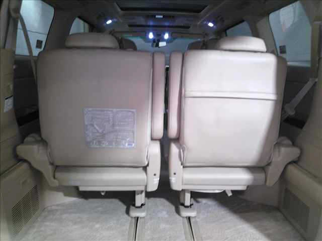 TOYOTA ALPHARD 2008