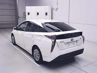 TOYOTA PRIUS 2017