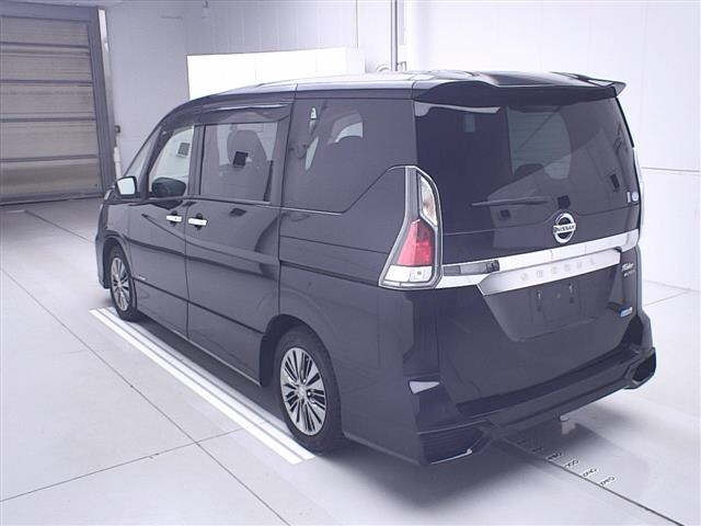 NISSAN SERENA 2017