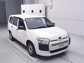 TOYOTA PROBOX 2023