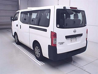 NISSAN CARAVAN 2015