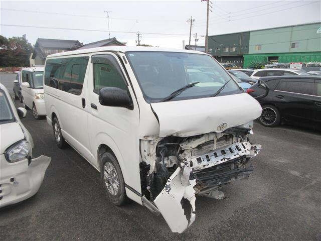 TOYOTA HIACE VAN 2014
