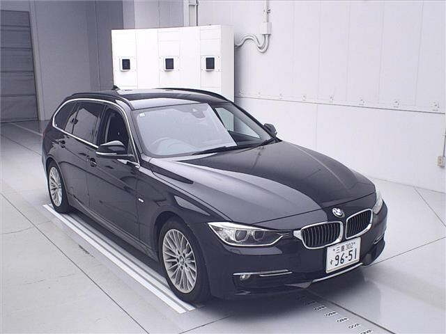 BMW 3 SERIES 2013