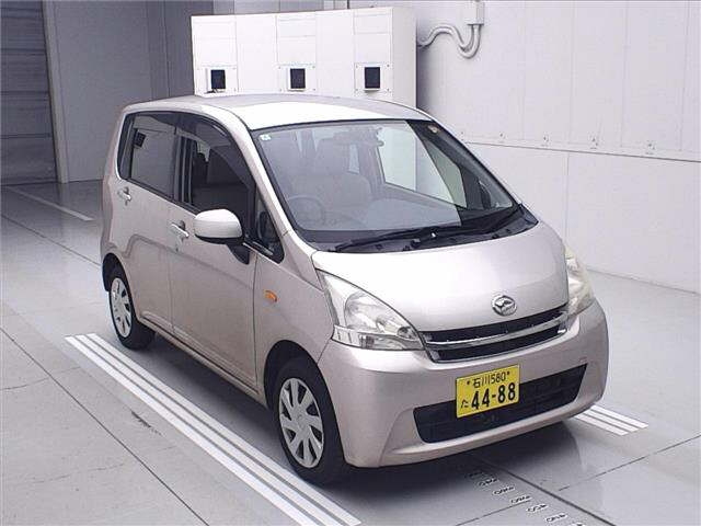 DAIHATSU MOVE 2012