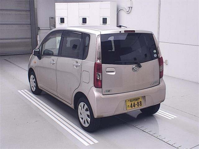DAIHATSU MOVE 2012