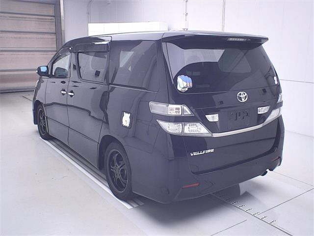 TOYOTA VELLFIRE 2010