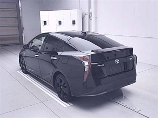 TOYOTA PRIUS 2016