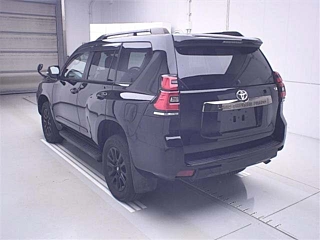 TOYOTA LAND CRUISER PRADO 2021