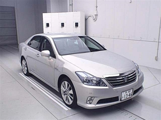 TOYOTA CROWN 2012