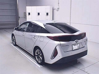 TOYOTA PRIUS PHV 2017