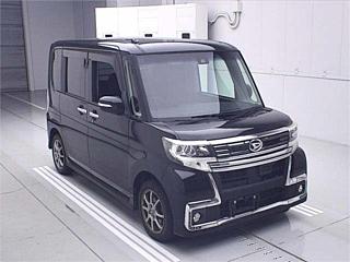DAIHATSU TANTO 2015