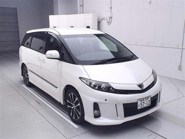 TOYOTA ESTIMA 2015