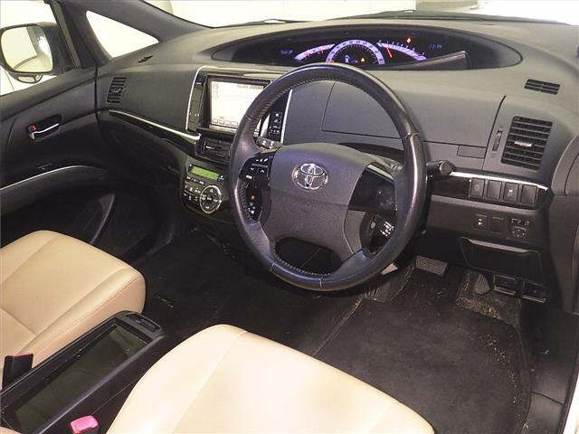 TOYOTA ESTIMA 2015