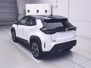 TOYOTA YARIS CROSS 2023