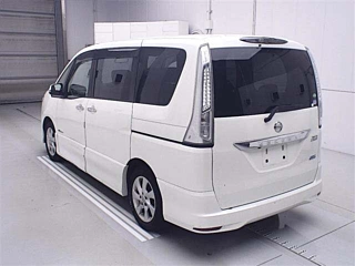 NISSAN SERENA 2013