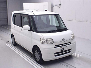 DAIHATSU TANTO 2008