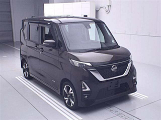 NISSAN ROOX 2021
