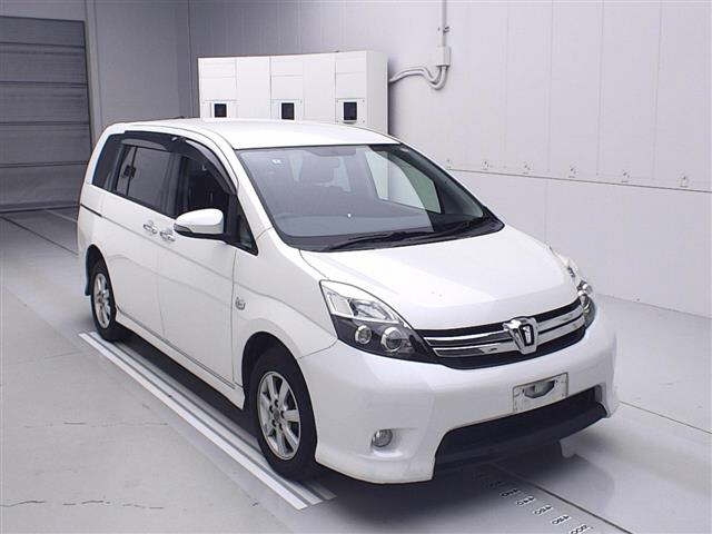 TOYOTA ISIS 2014