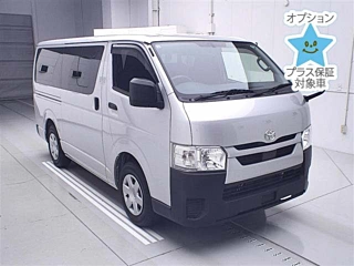 TOYOTA HIACE VAN 2020