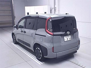TOYOTA SIENTA 2024