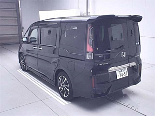 HONDA STEP WAGON 2015