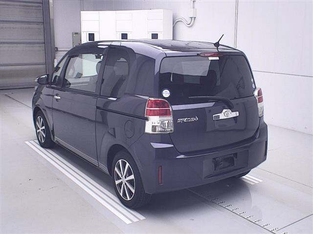 TOYOTA SPADE 2014