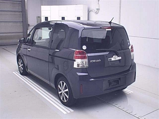 TOYOTA SPADE 2014