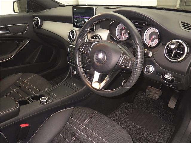 MERCEDES BENZ CLA CLASS 2015